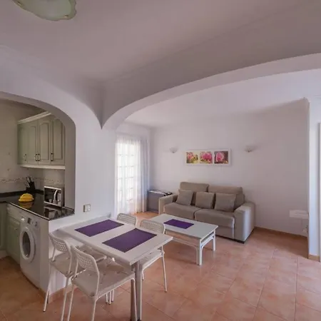 Duplex Con Jardin Y Buenas Vistas