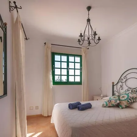 Duplex Con Jardin Y Buenas Vistas