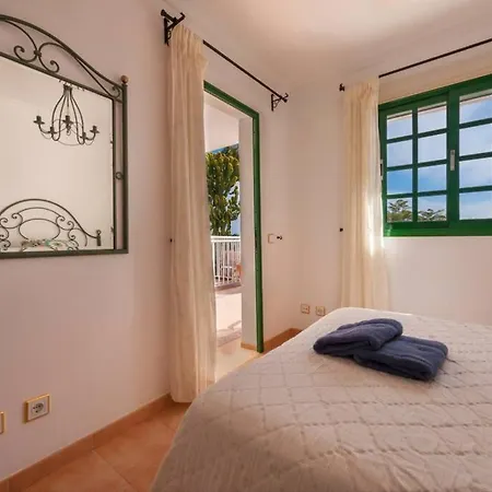 Duplex Con Jardin Y Buenas Vistas *